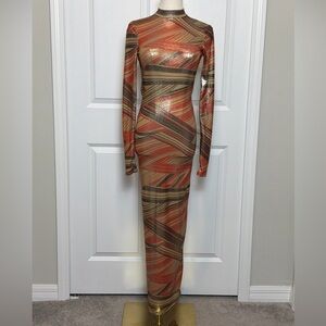 ❤️💛 Red/Gold Metallic Open Back Maxi Dress XS